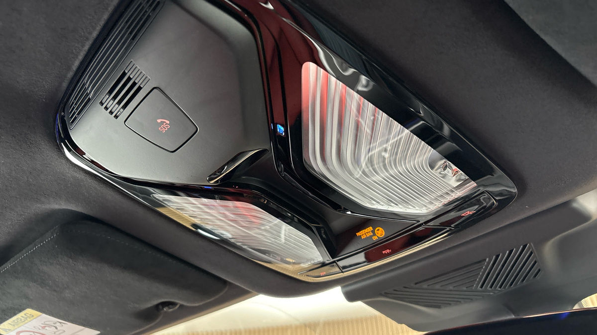 BMW XM Image 41