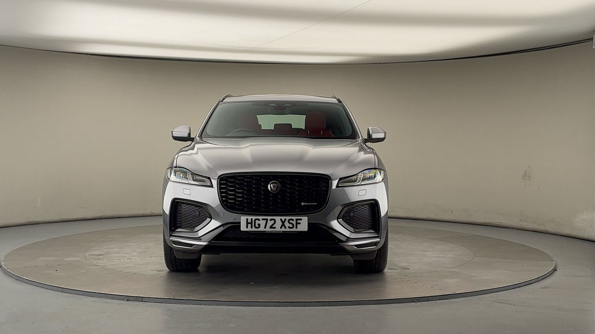 Jaguar F-PACE Image 3