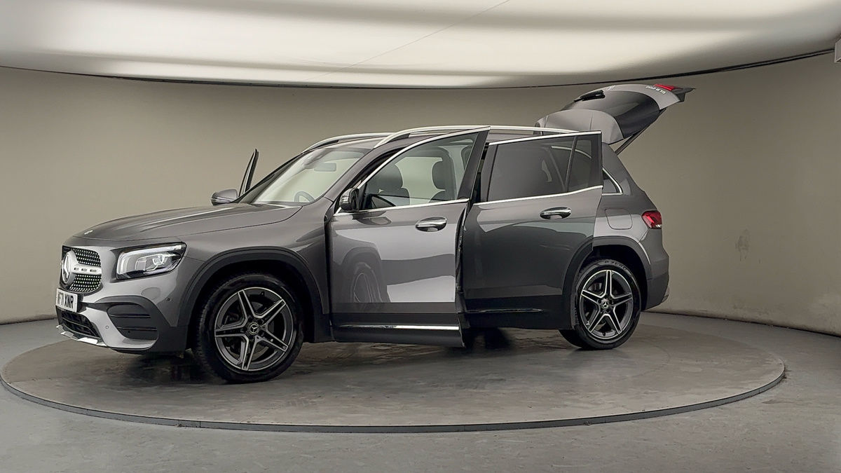 More views of Mercedes-Benz GLB