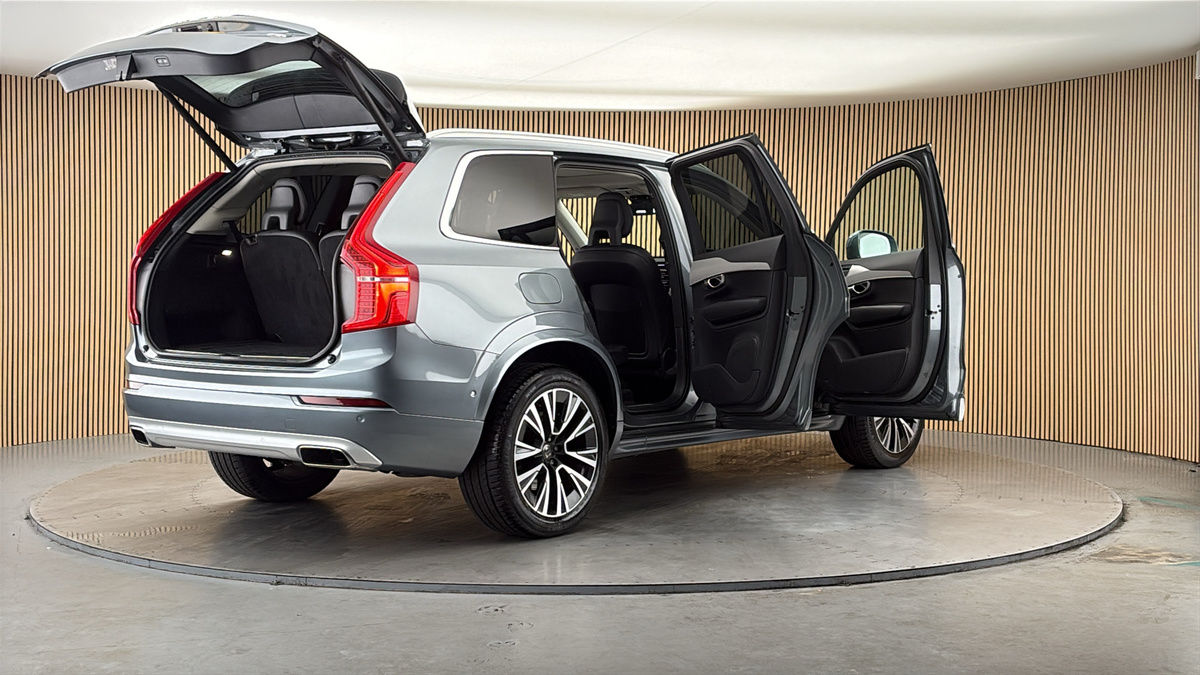 More views of Volvo XC90