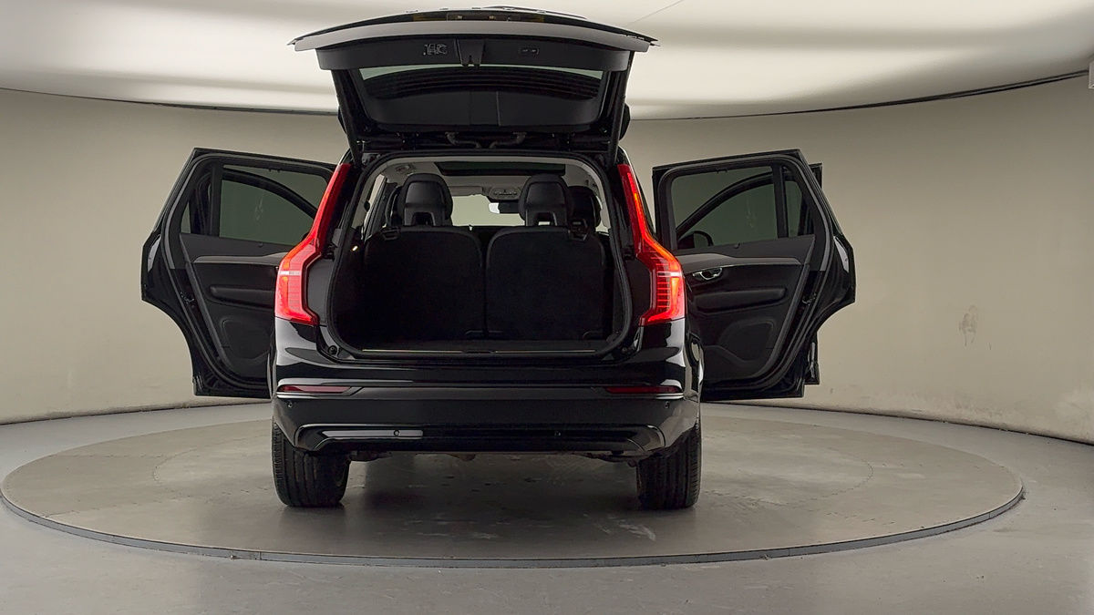 More views of Volvo XC90