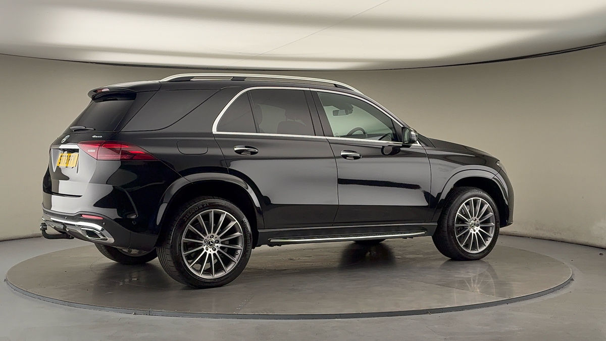 More views of Mercedes-Benz GLE