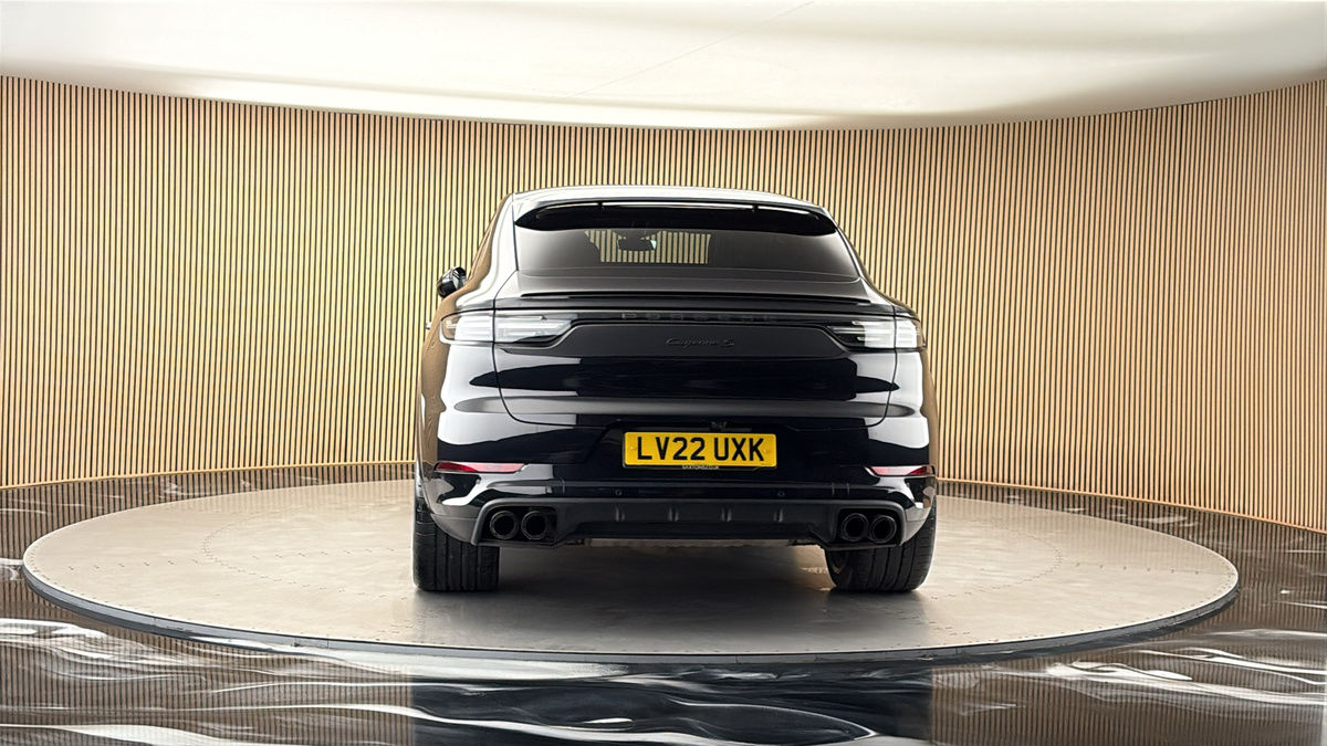 More views of Porsche Cayenne