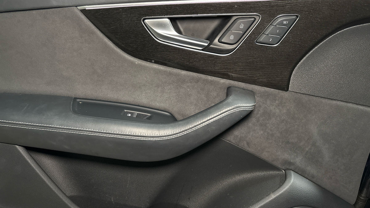 Audi Q7 Image 19