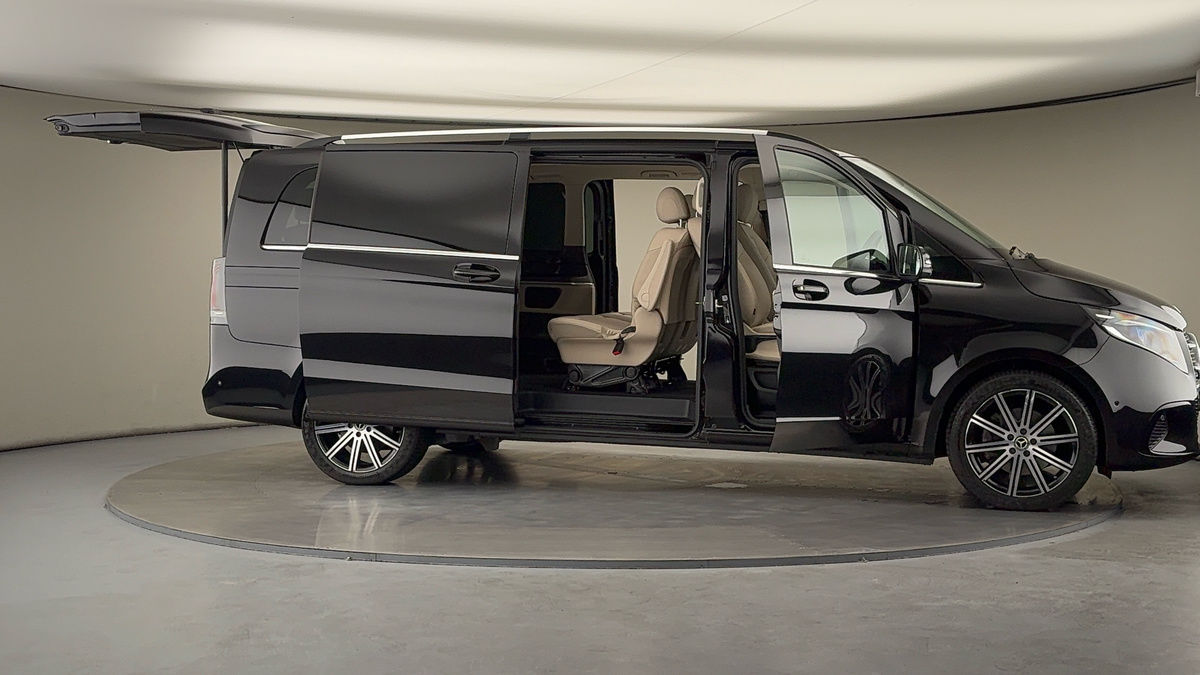 More views of Mercedes-Benz V Class