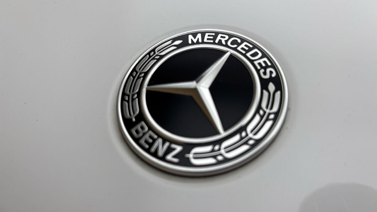 Mercedes-Benz CLA Image 24