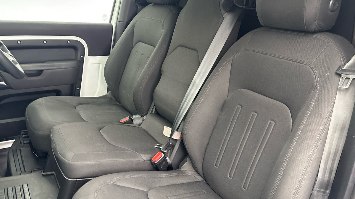 Land Rover Defender 90 Urban Image 7