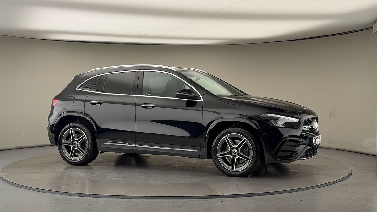 More views of Mercedes-Benz GLA