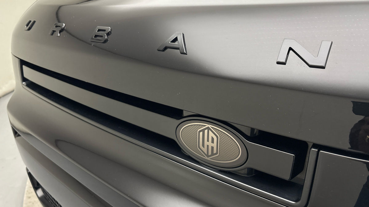 Land Rover Defender 110 Urban Image 24