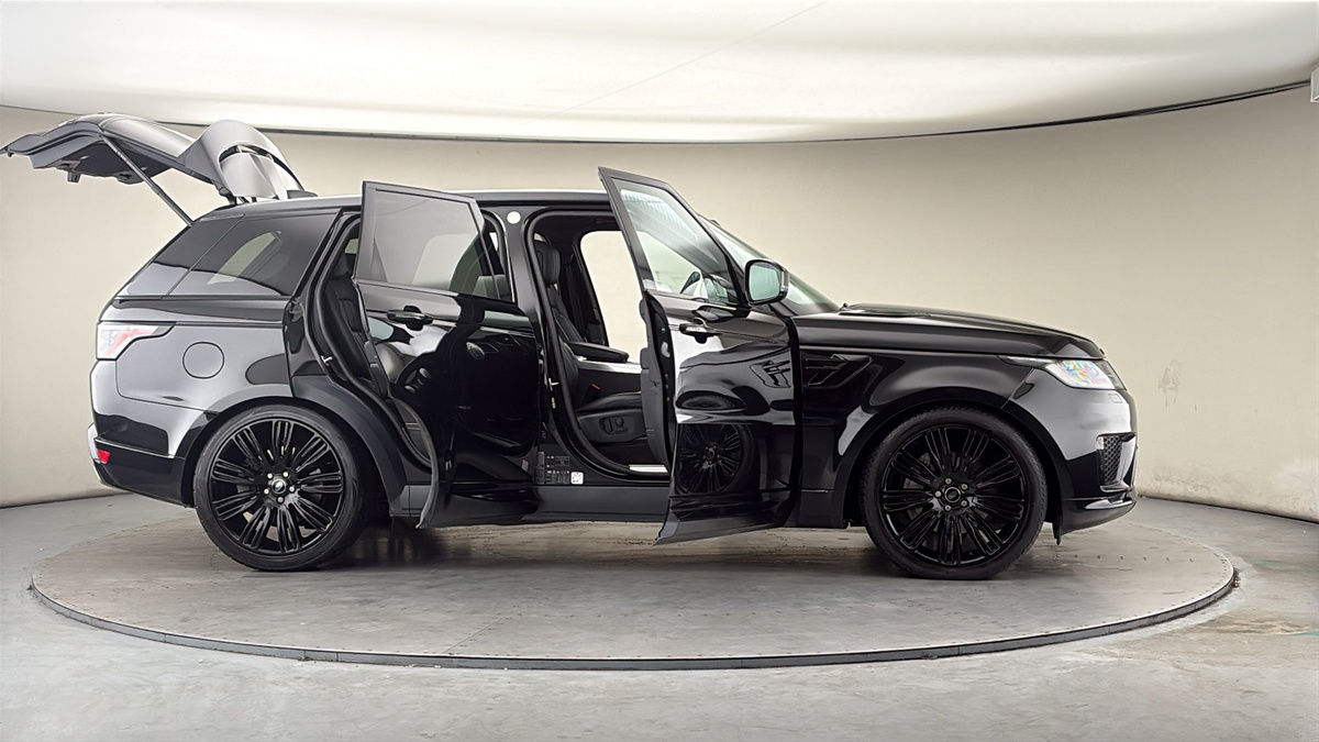 More views of Land Rover Range Rover Sport