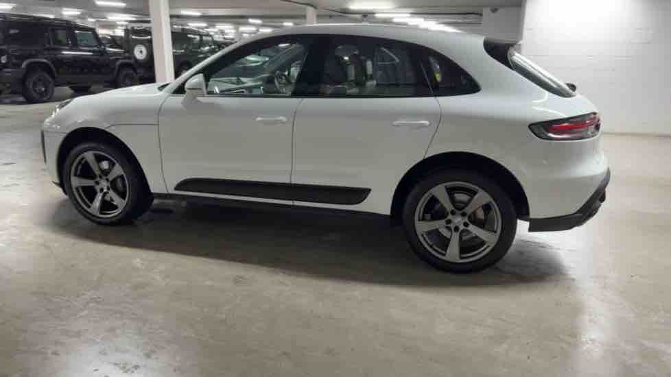 More views of Porsche Macan