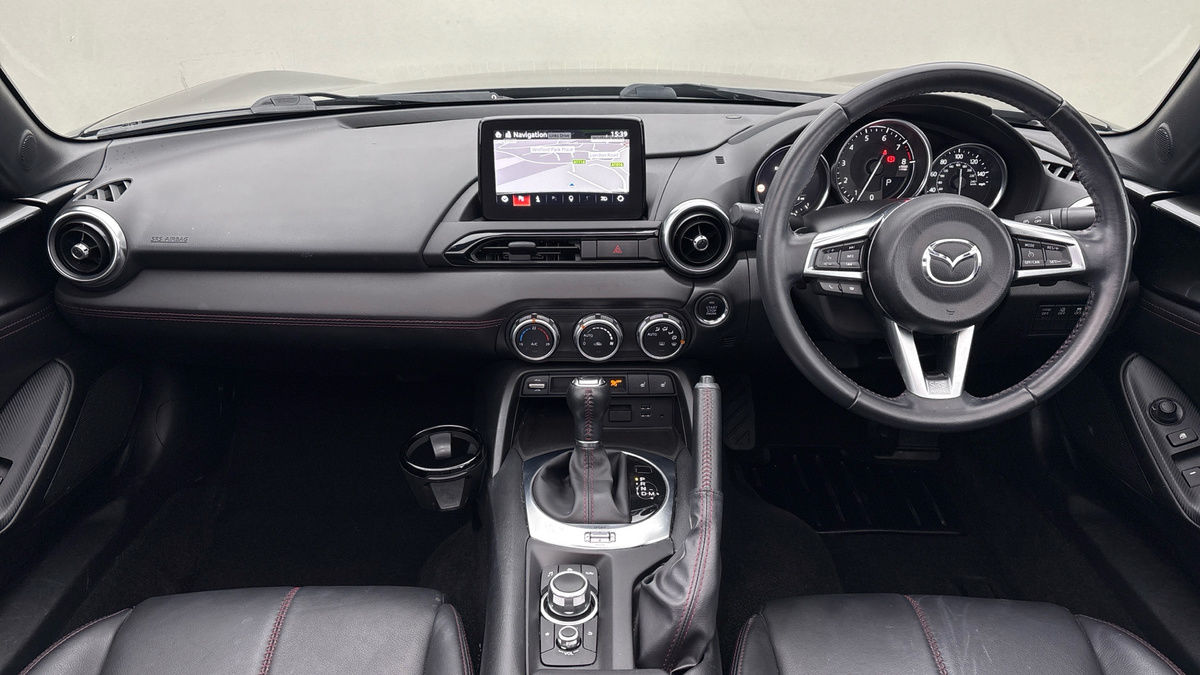 Mazda MX-5 RF Image 12