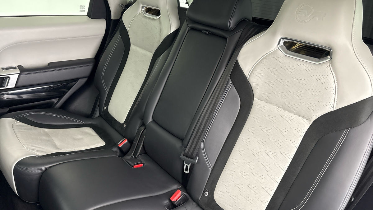 Land Rover Range Rover Sport Image 8