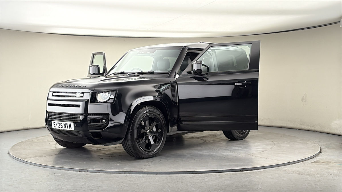 Land Rover Defender 90 Image 22