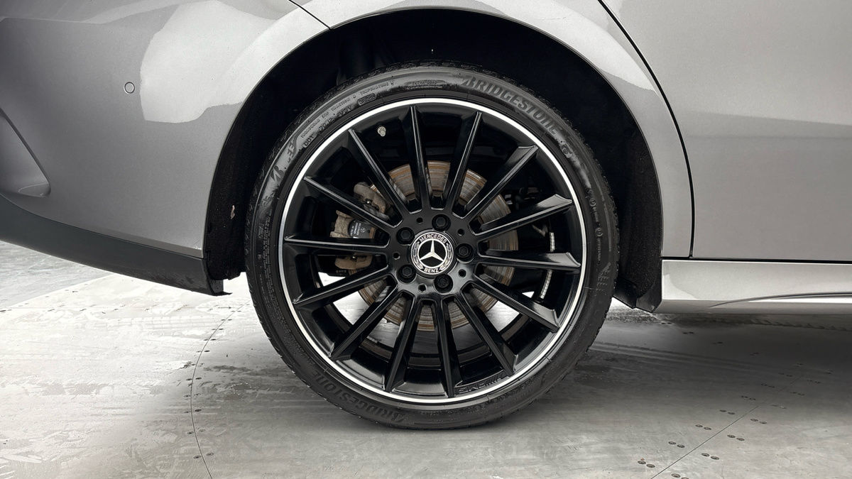 Mercedes-Benz CLA Image 10