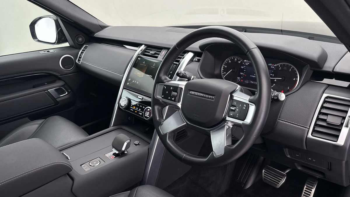 Land Rover Discovery Image 15
