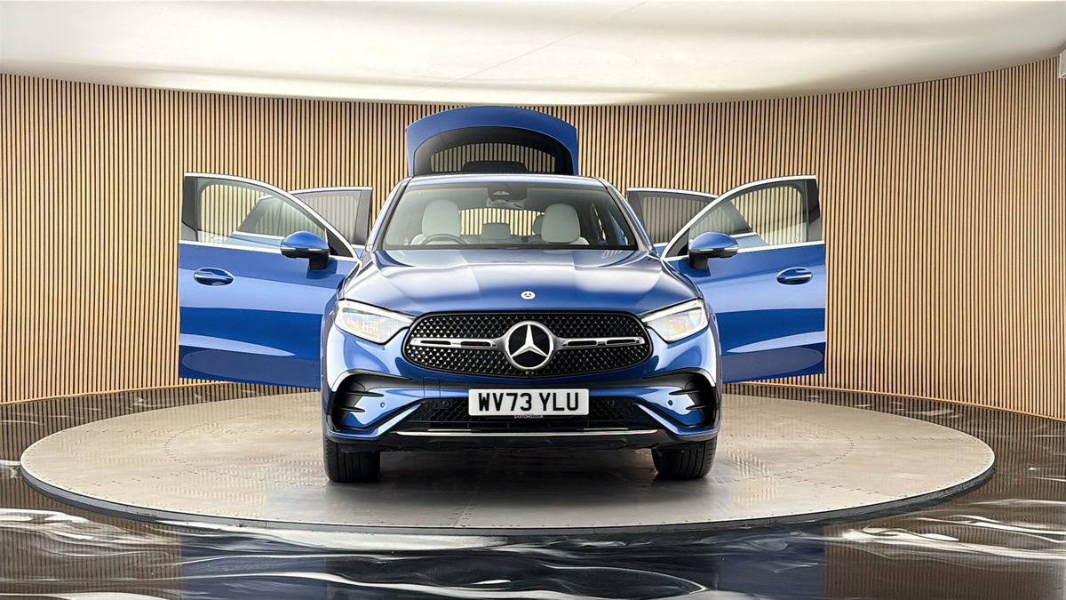More views of Mercedes-Benz GLC