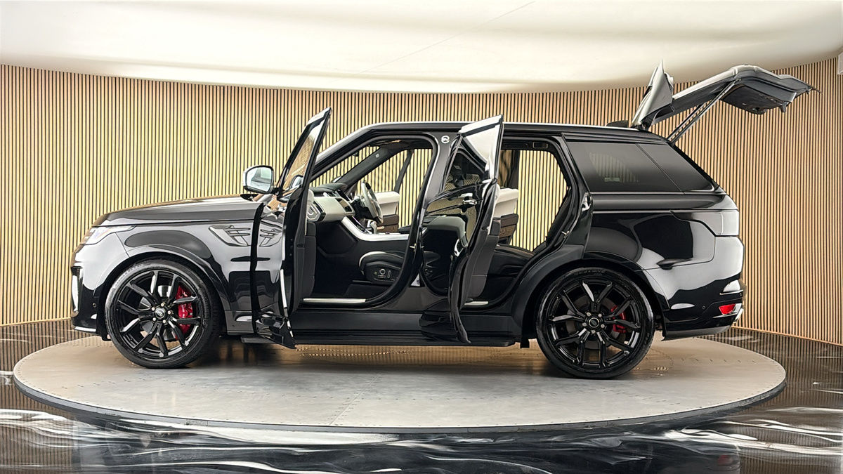 More views of Land Rover Range Rover Sport