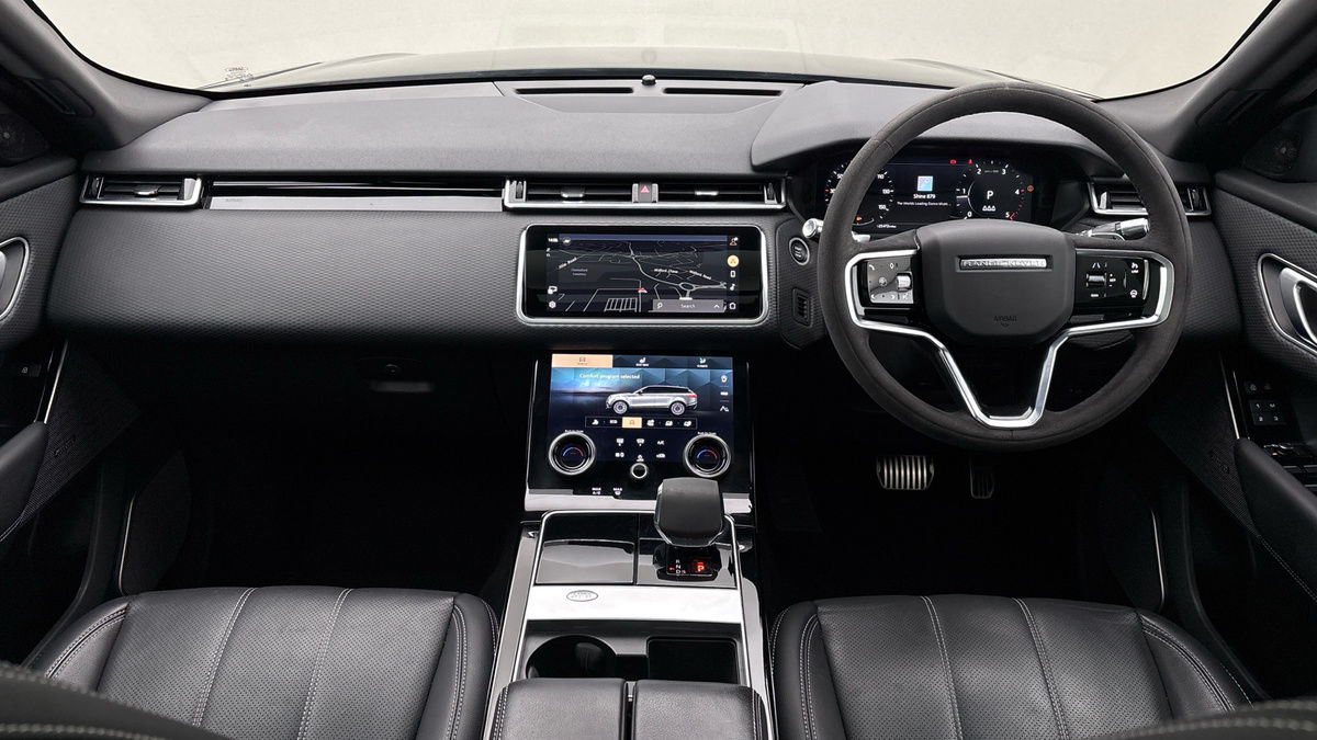 Land Rover Range Rover Velar Image 12