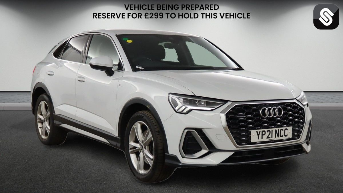 Audi Q3 Sticky Header Image