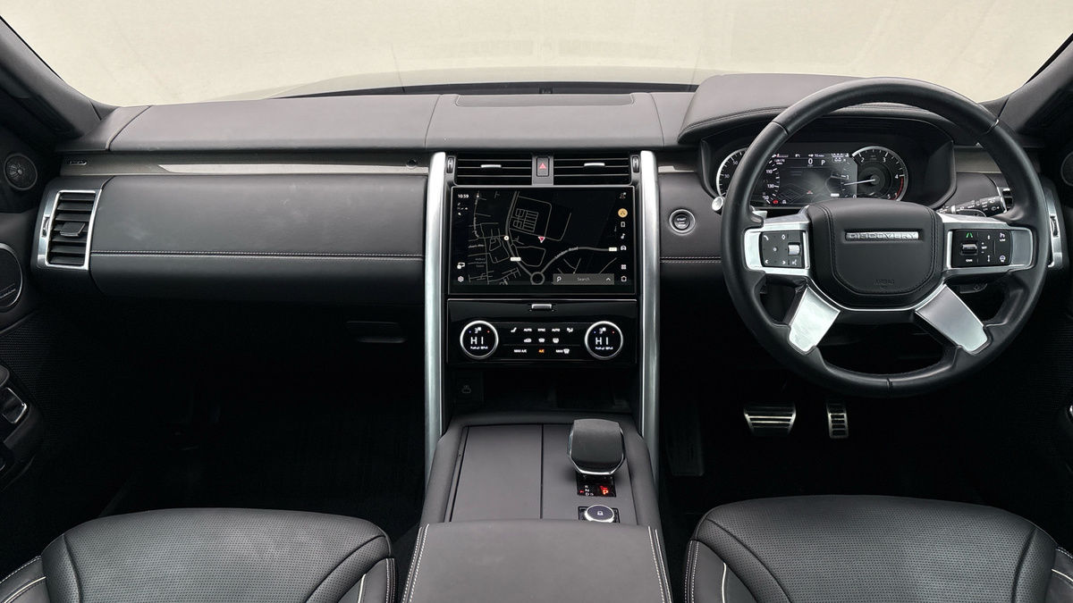 Land Rover Discovery Image 12