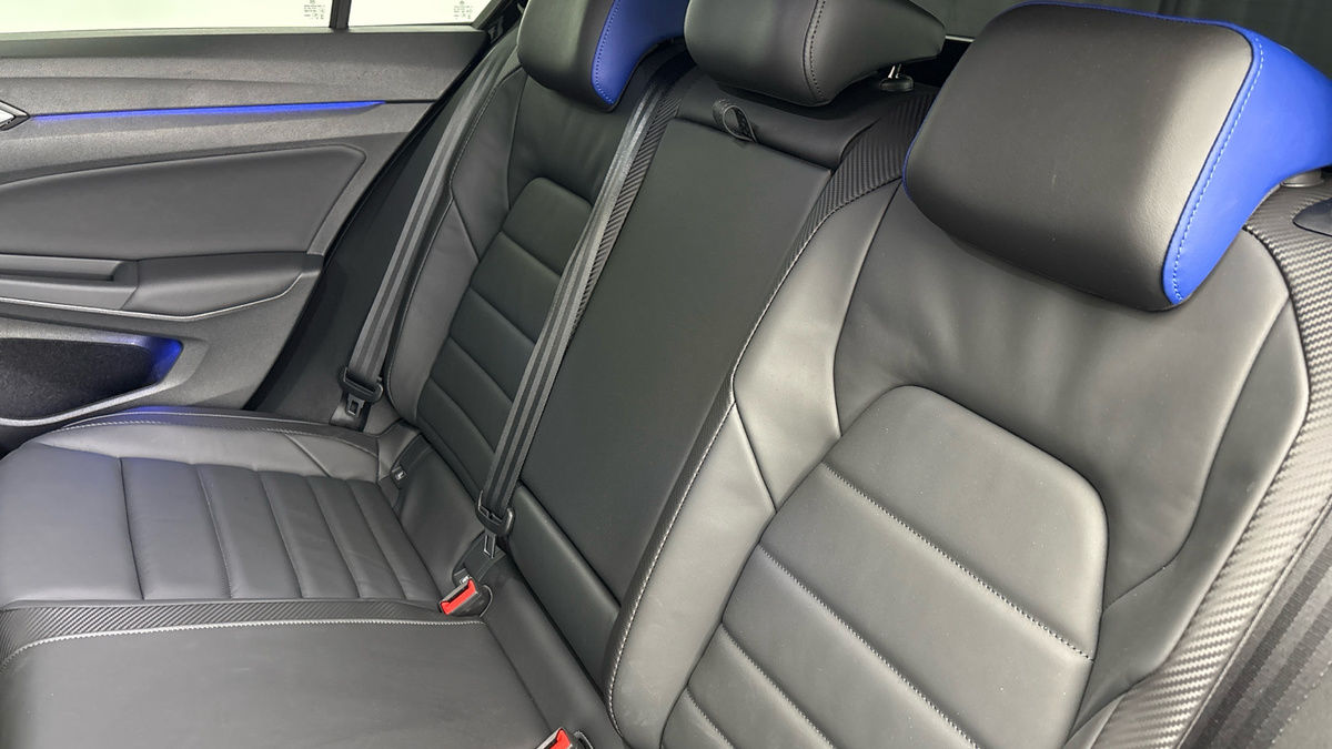 Volkswagen Golf Image 8