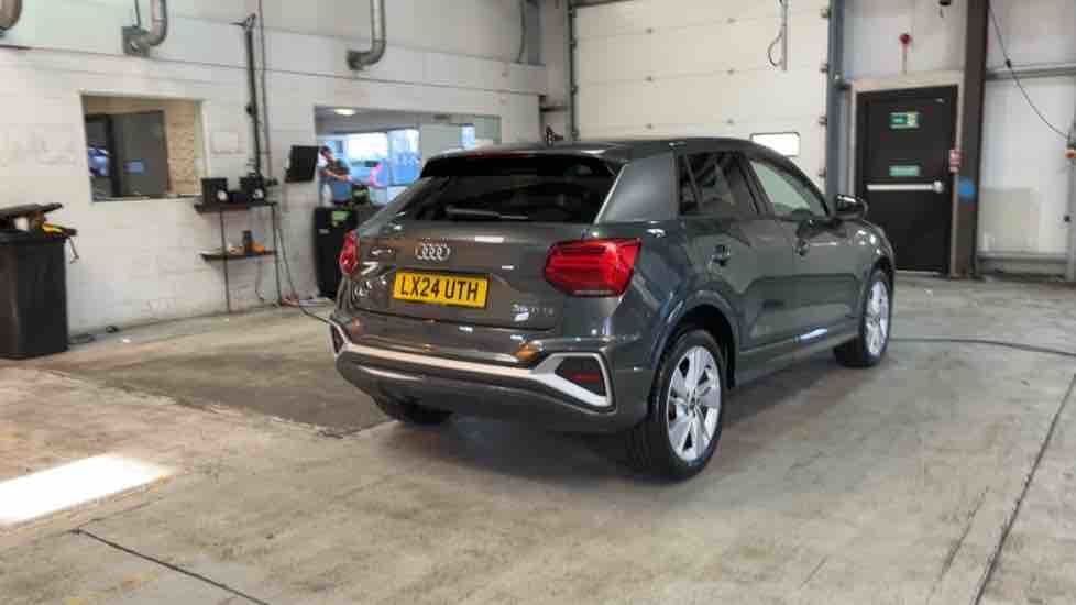 More views of Audi Q2