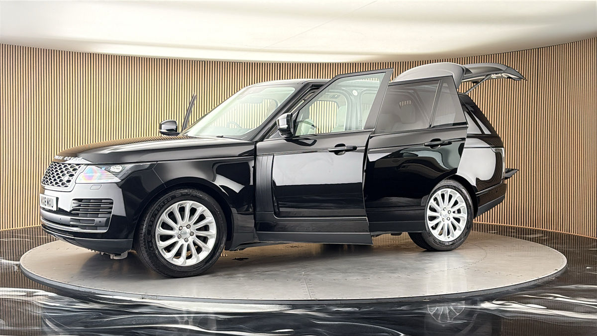 More views of Land Rover Range Rover