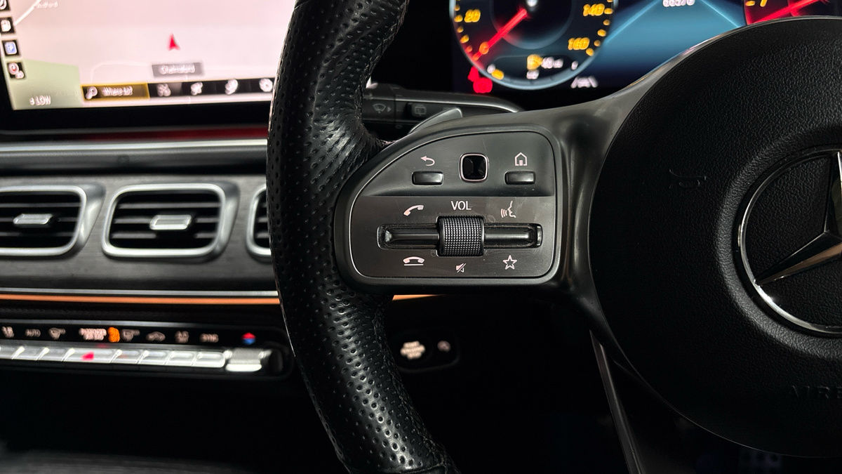 Mercedes-Benz GLE Image 13