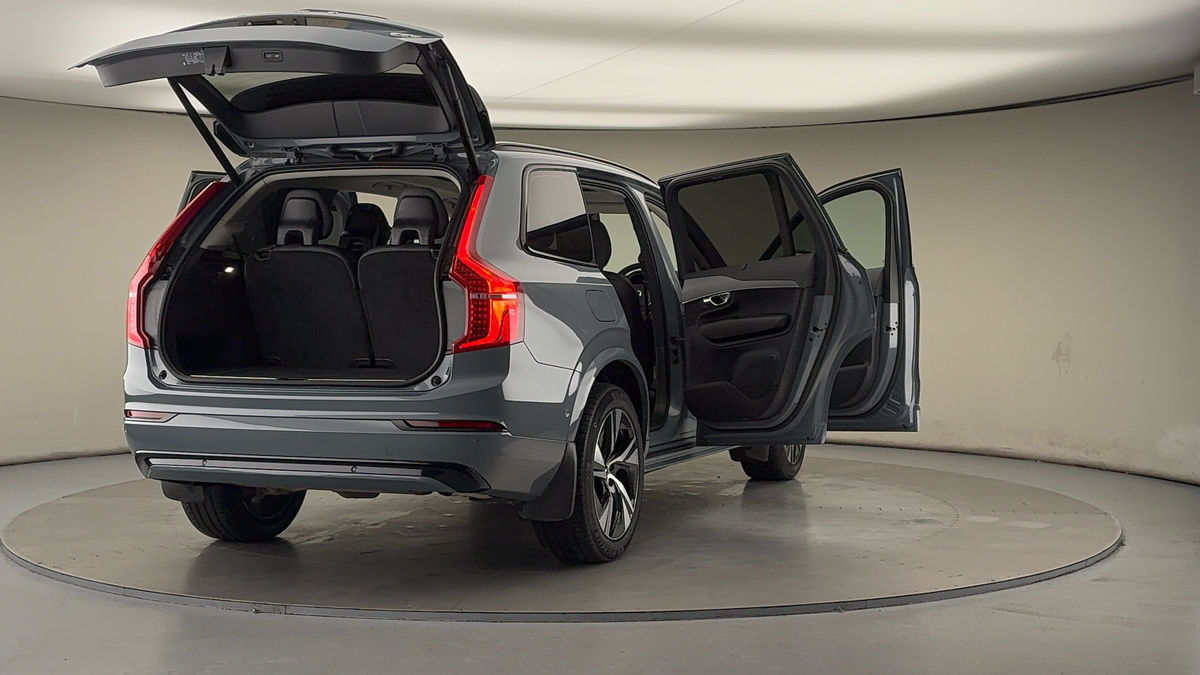 More views of Volvo XC90