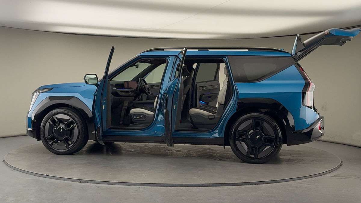 More views of Kia EV9