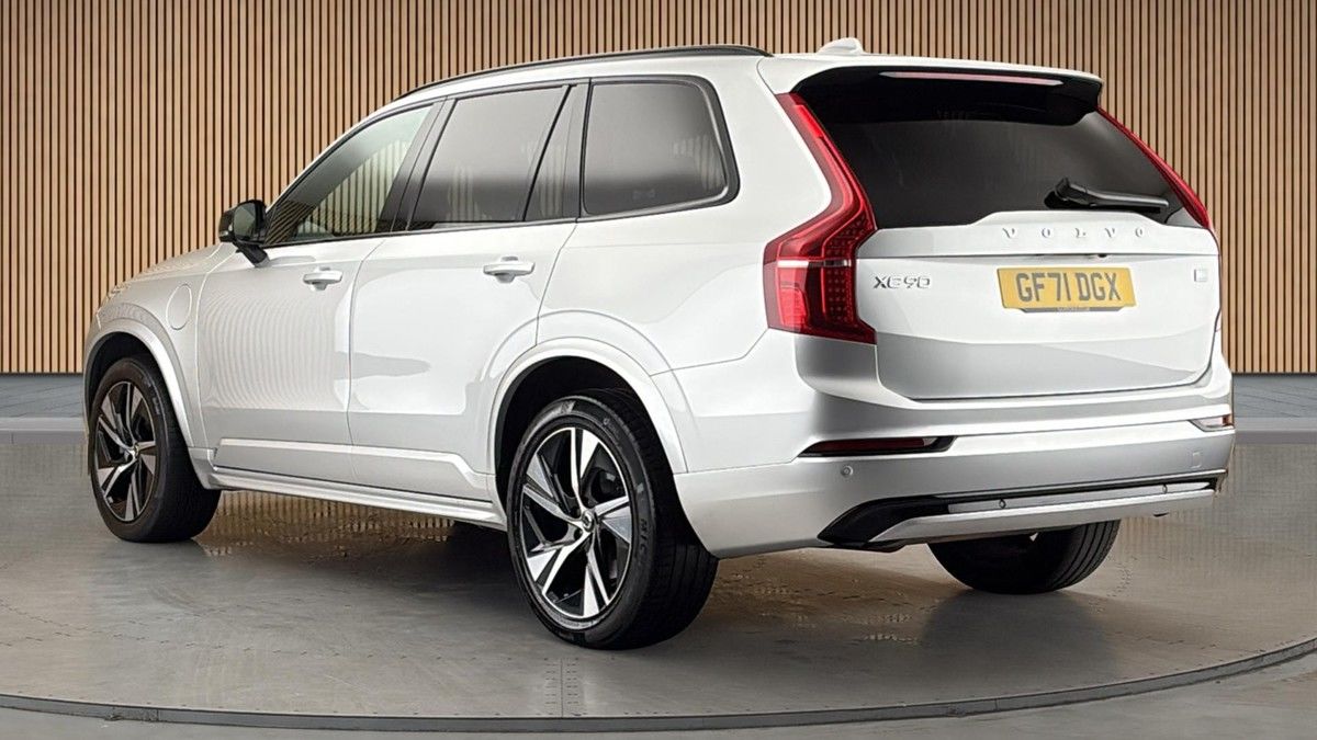 Volvo XC90 Image 2