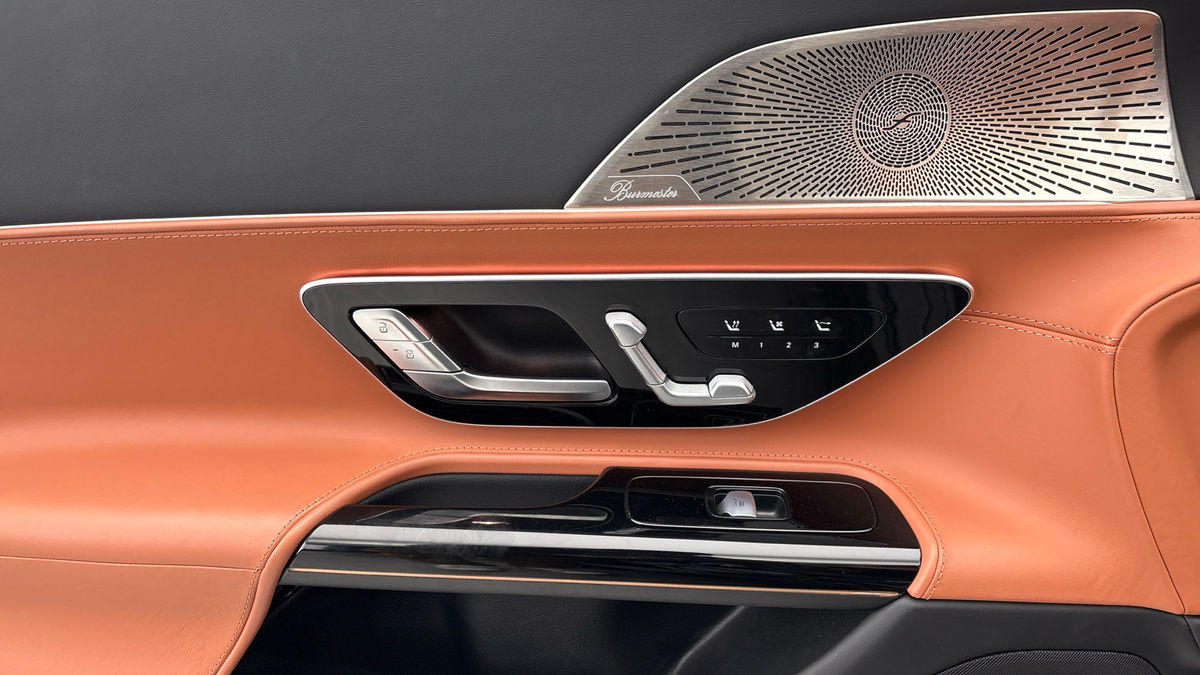 Mercedes-Benz SL Image 19