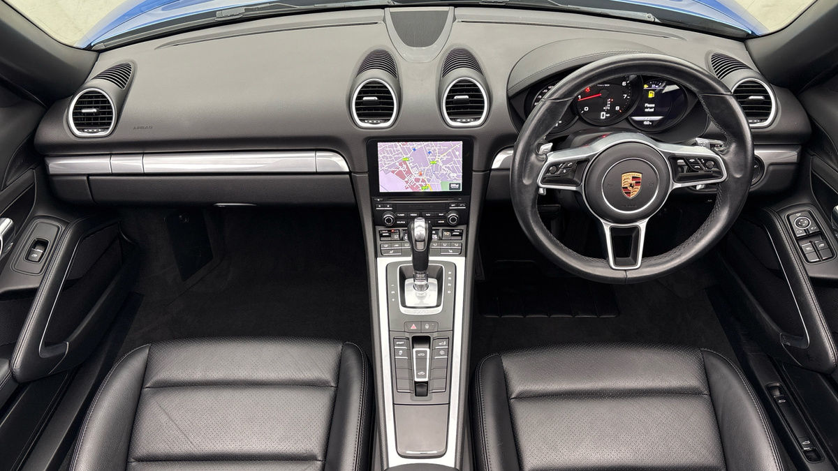 Porsche 718 Boxster Image 12