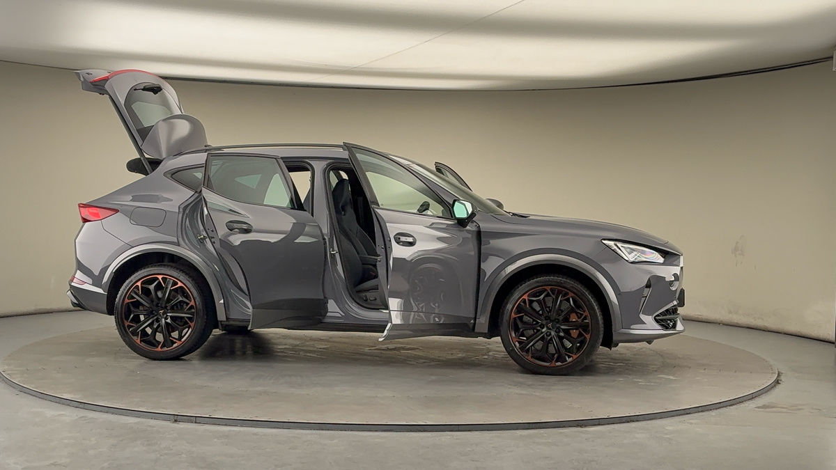 More views of CUPRA Formentor