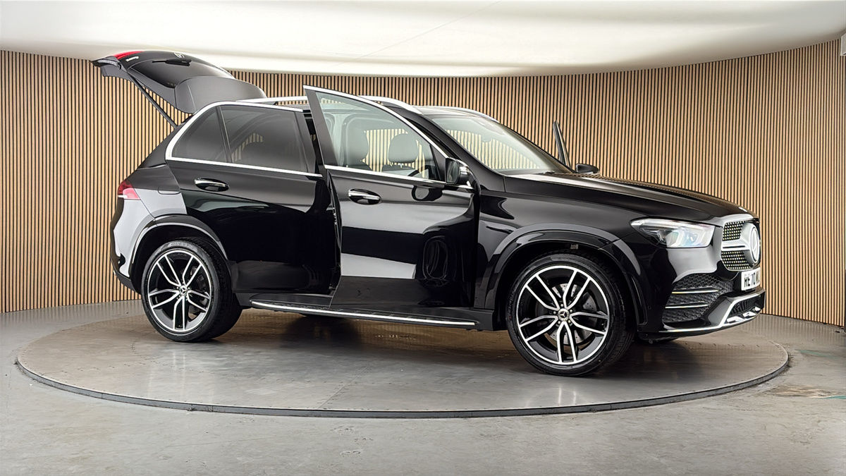 More views of Mercedes-Benz GLE