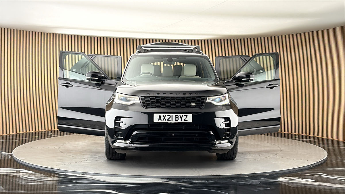 More views of Land Rover Discovery
