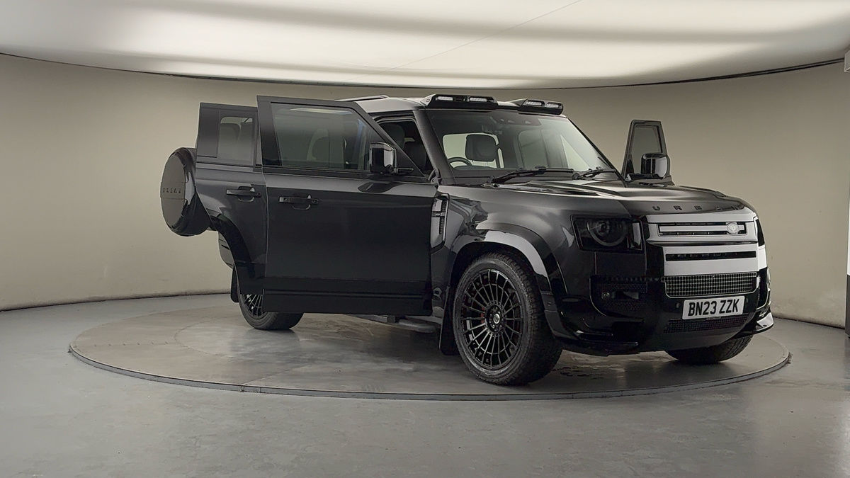 More views of Land Rover Defender 130