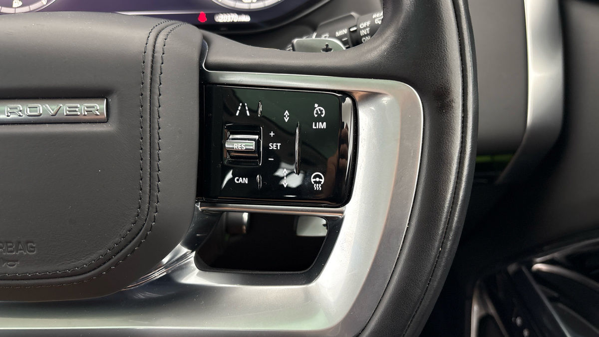 Land Rover Range Rover Image 14