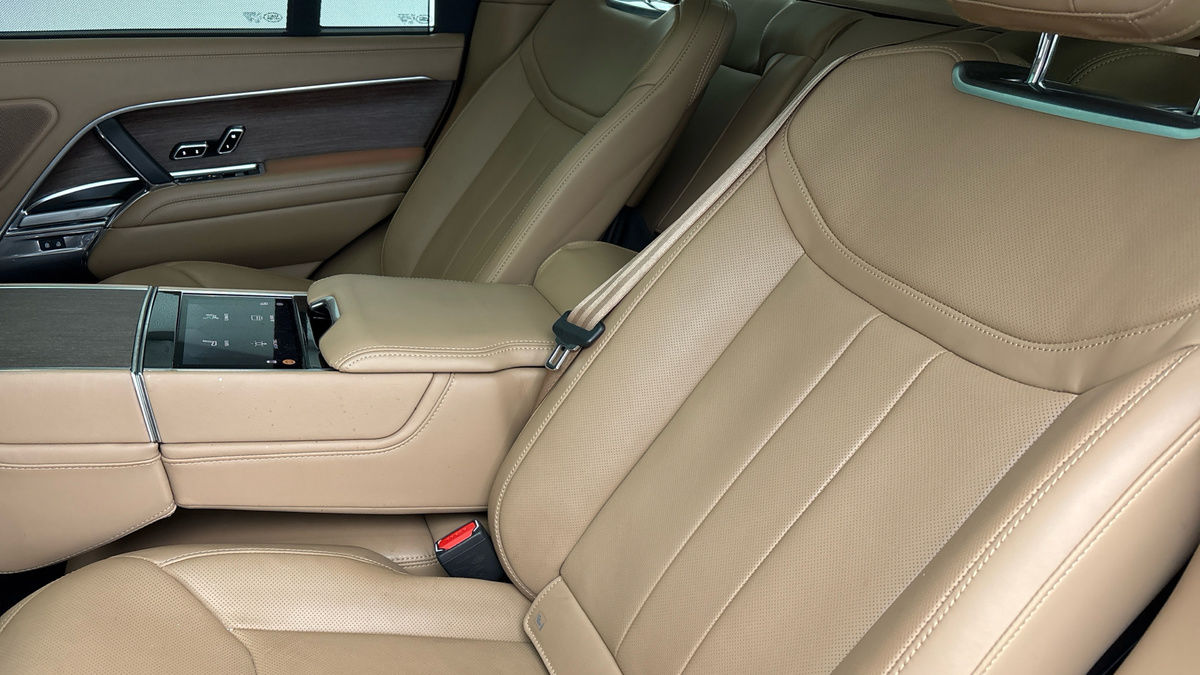 Land Rover Range Rover Image 9