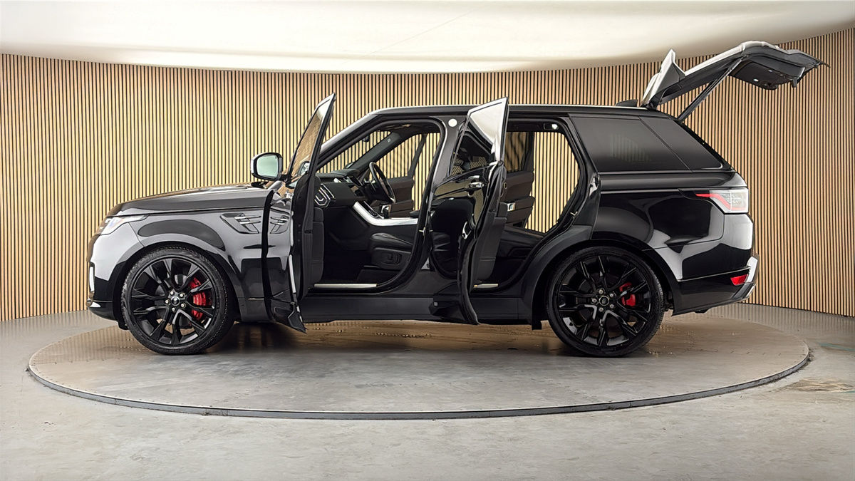 More views of Land Rover Range Rover Sport