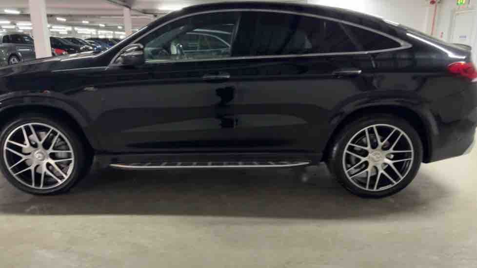 More views of Mercedes-Benz GLE