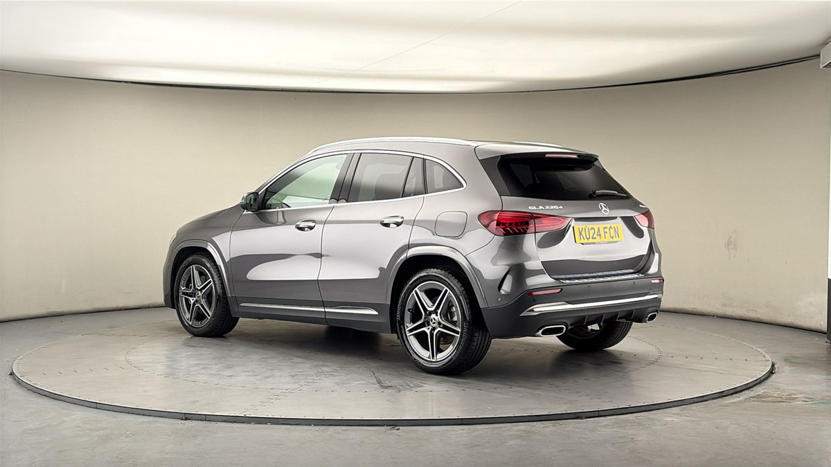 More views of Mercedes-Benz GLA