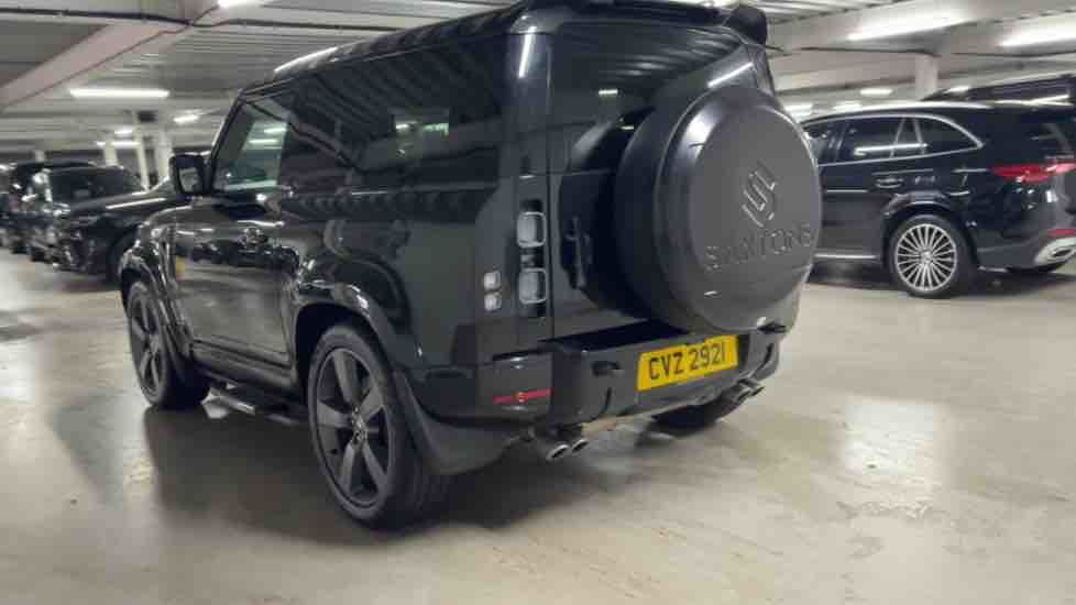 More views of Land Rover Defender 90