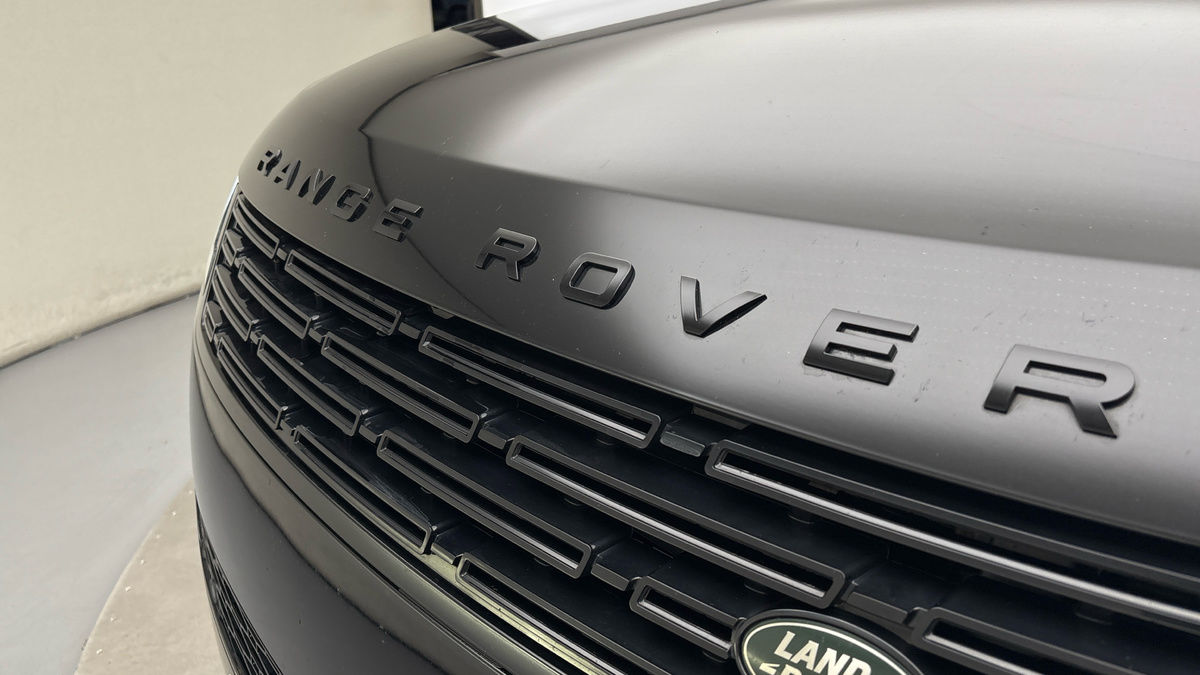 Land Rover Range Rover Sport Image 24