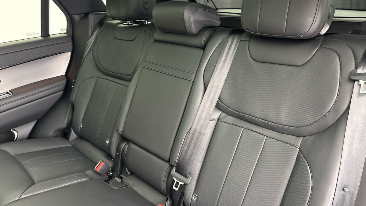 Land Rover Range Rover Sport Image 8