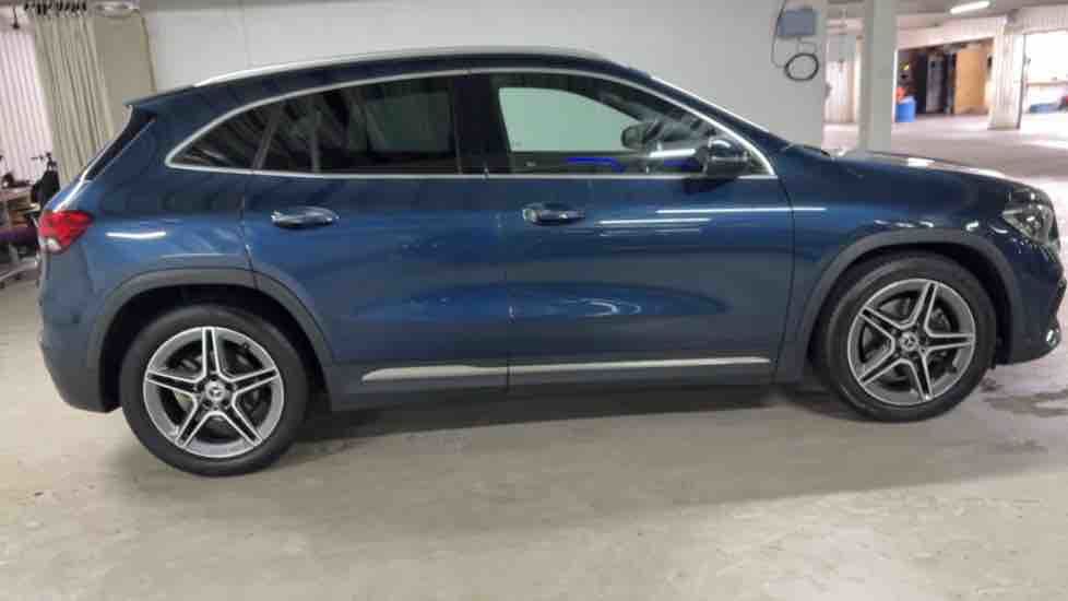 More views of Mercedes-Benz GLA