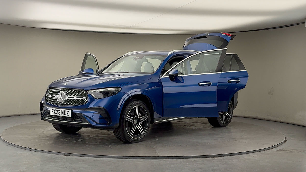 More views of Mercedes-Benz GLC