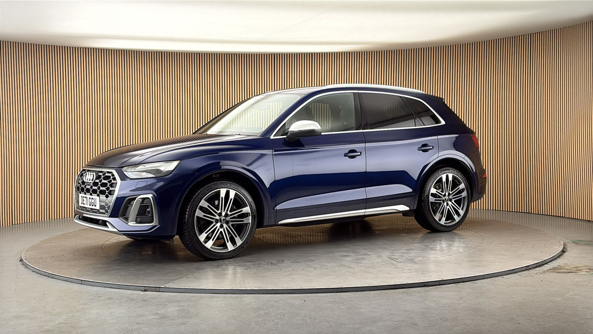 More views of Audi SQ5