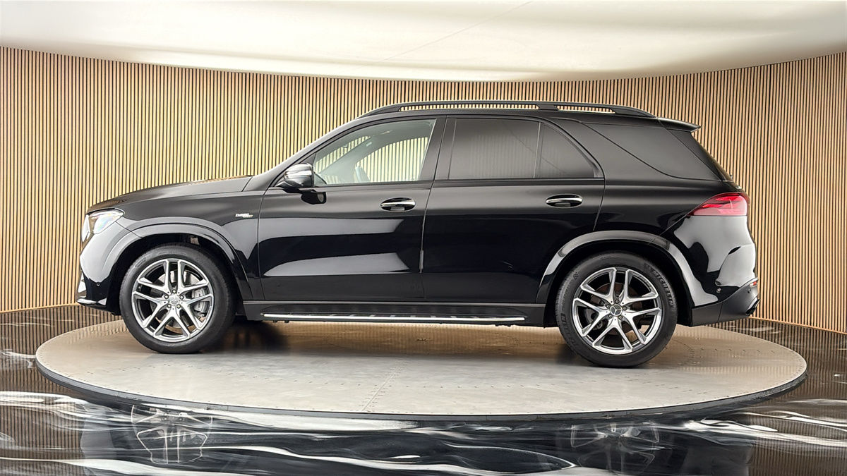 More views of Mercedes-Benz GLE